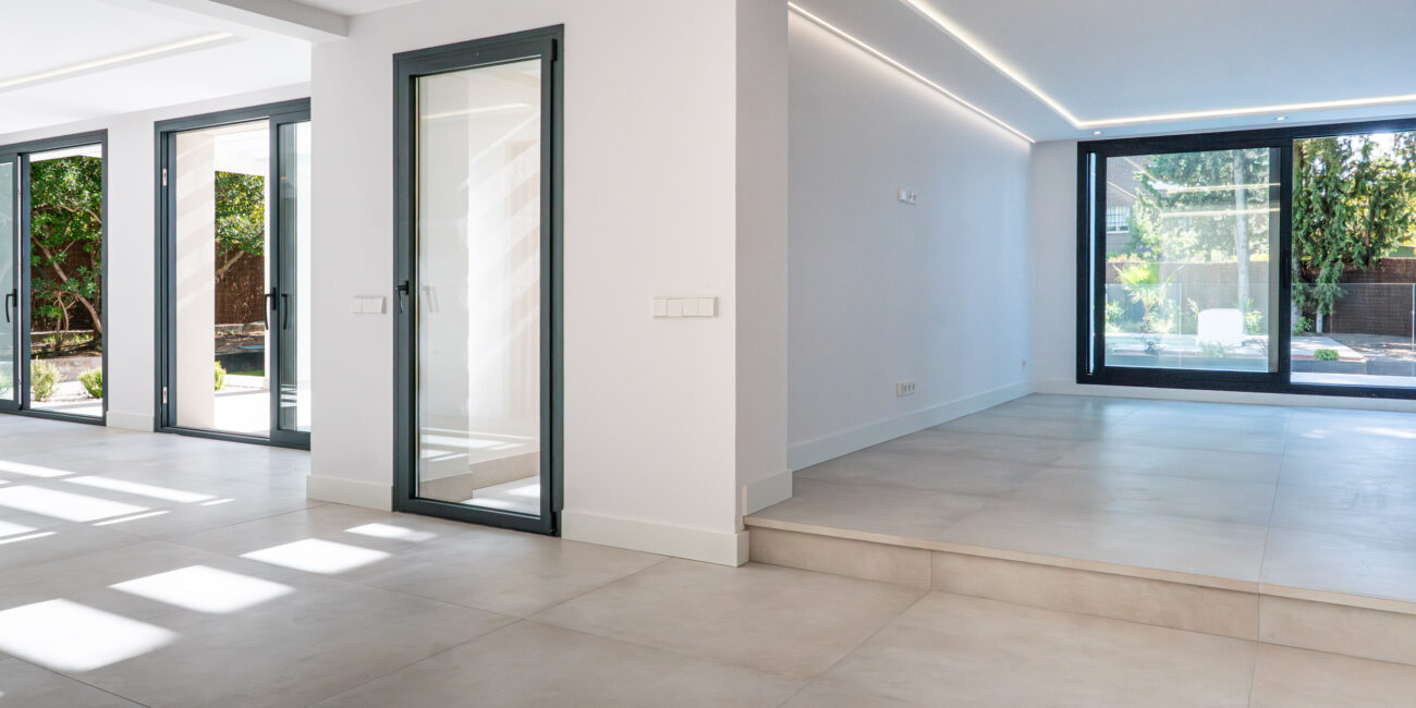 1.⁠ ⁠Salón - Playa de Sitges 23,Boadilla del monte - Inmobhomes - LUDAforRealEstate -3