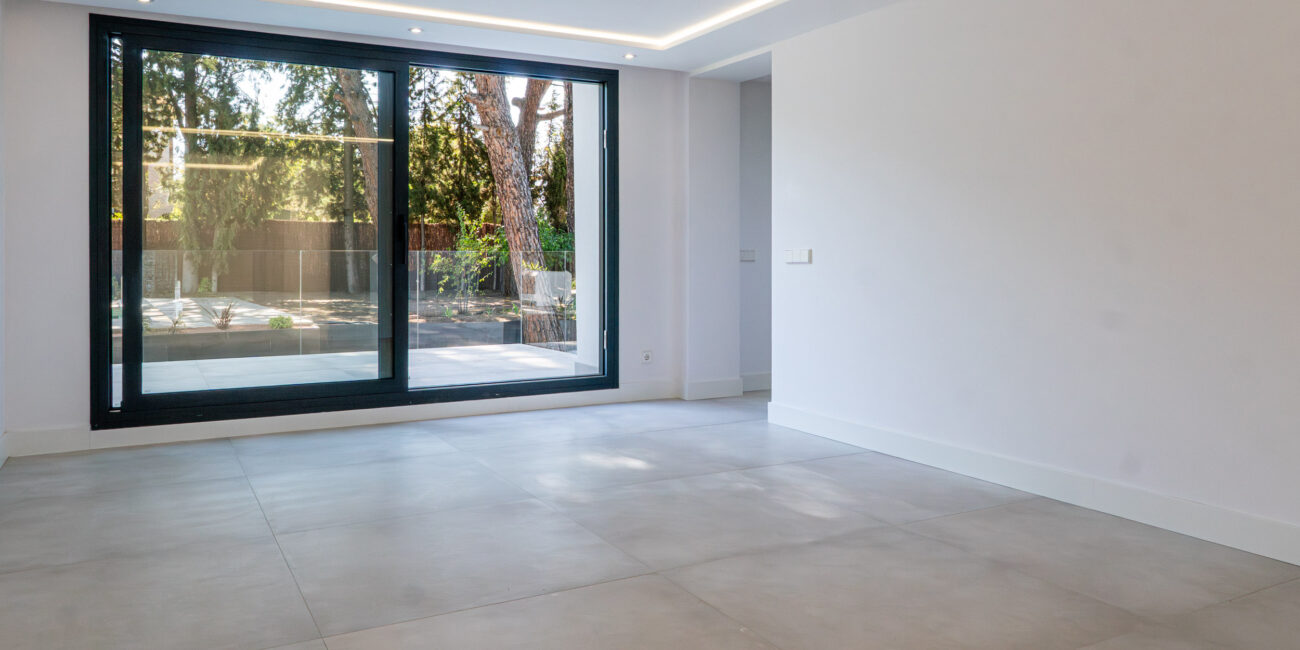 1.⁠ ⁠Salón - Playa de Sitges 23,Boadilla del monte - Inmobhomes - LUDAforRealEstate -6