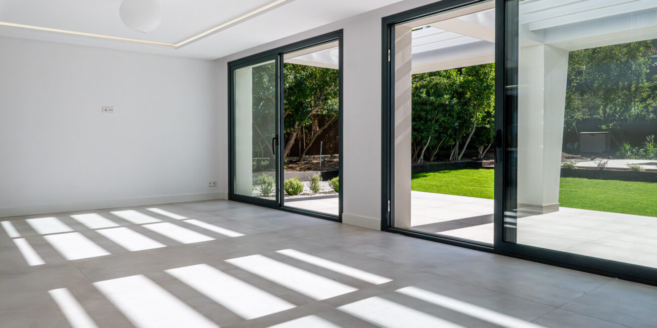 1.⁠ ⁠Salón - Playa de Sitges 23,Boadilla del monte - Inmobhomes - LUDAforRealEstate -9