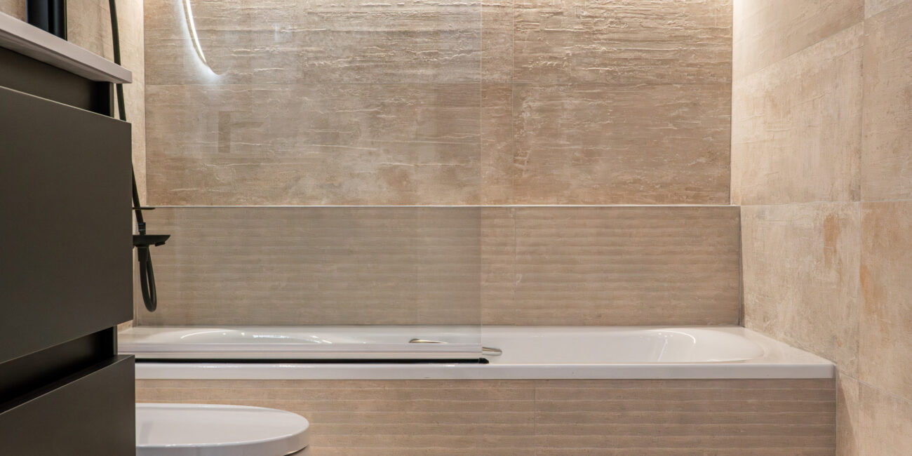 8.⁠ ⁠Otras habitaciones + baños - Playa de Sitges 23,Boadilla del monte - Inmobhomes - LUDAforRealEstate -10